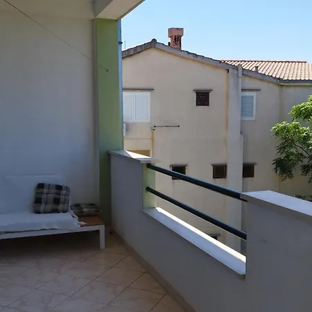 Apartamento Sabic A6 *